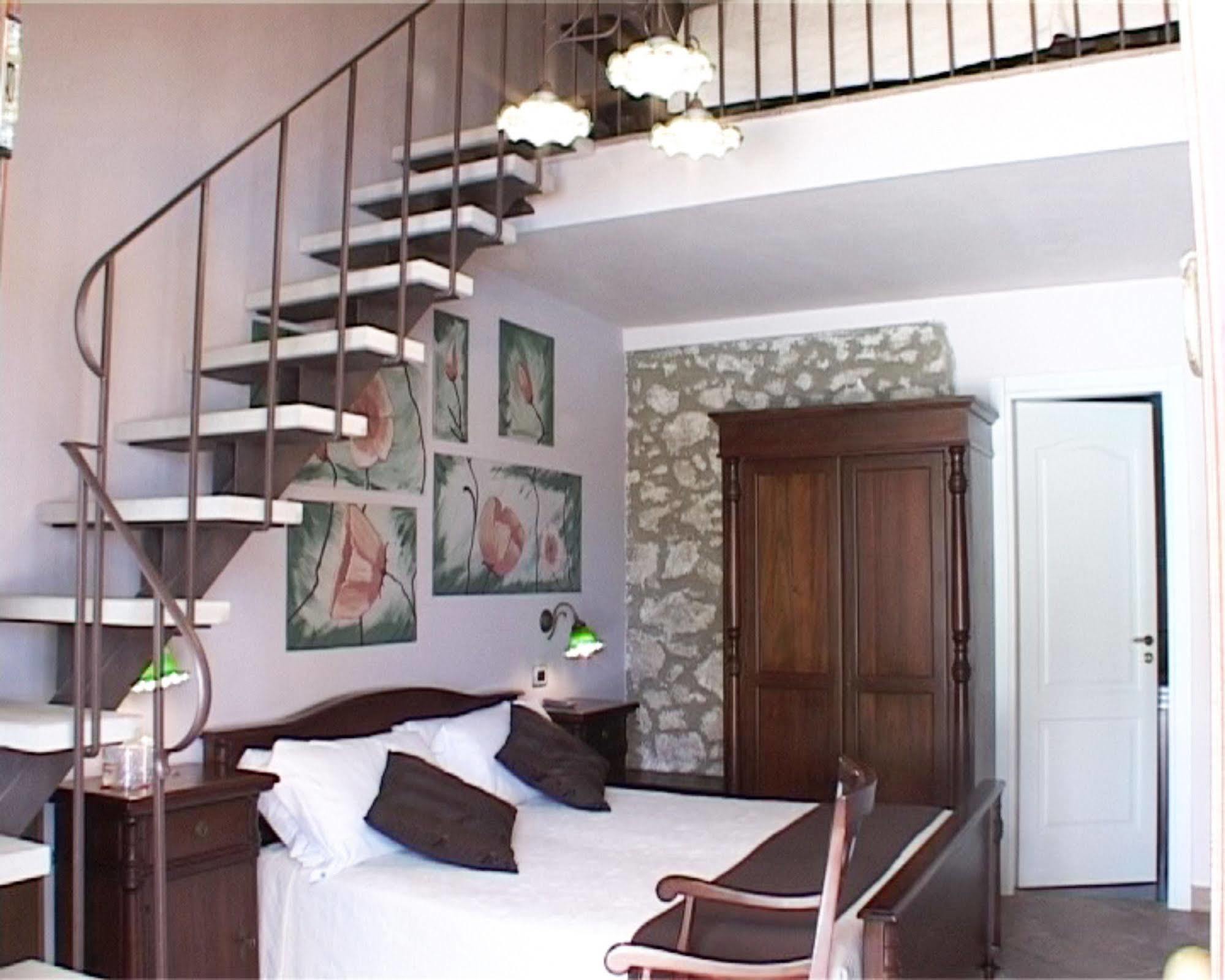 Villa Tasca กัลตาจีโรเน ภายนอก รูปภาพ